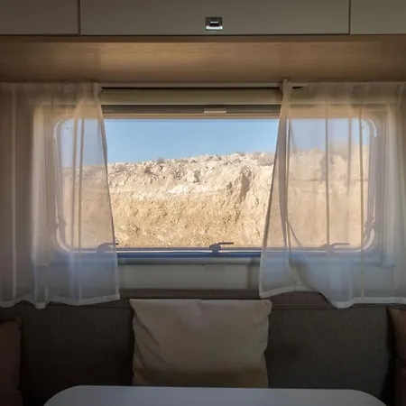 Itav Bateva Caravans - ייטב בטבע קרוואנים Mitzpe Ramon Exterior photo